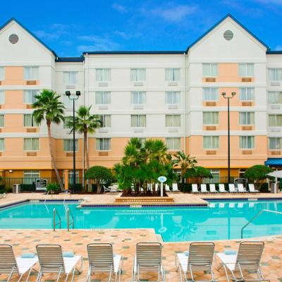 Fairfield Inn & Suites by Marriott Orlando Lake Buena Vista in the Marriott Village (8615 Vineland Avenue FL 32821 Orlando)