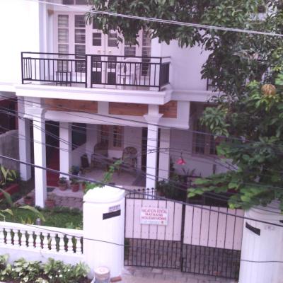 Nathans Holiday Home (11/637A, Meckenzie Garden, Pattalam, Fort Cochin 682001 Cochin)