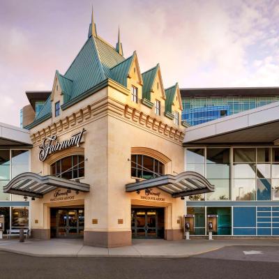 Fairmont Vancouver Airport In-Terminal Hotel (3111 Grant McConachie Way V7B 0A6 Richmond)
