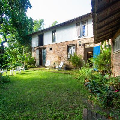 Casa em meio a natureza - Ideal para casal (Rua Aarao Reis, 77 - Casa 105 20240-090 Rio de Janeiro)