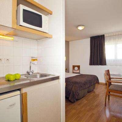 Séjours & Affaires Nantes Ducs De Bretagne (2 rue Emile Péhant 44000 Nantes)