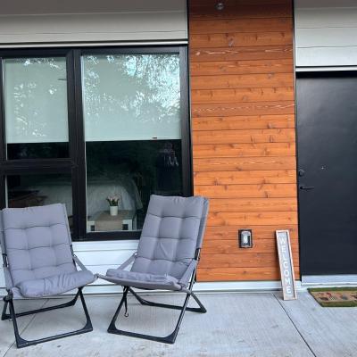 Victoria private studio suite (2330 Sooke Road V9B 1X7 Victoria)