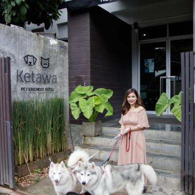 Ketawa Pet Friendly Hotel (121/1 Bumroongraj 2 Rd., Wat Gate, Muang, Chiang Mai 50000 Chiang Mai)