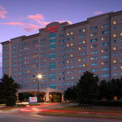 Dallas Marriott Suites Medical/Market Center (2493 North Stemmons Freeway TX 75207 Dallas)