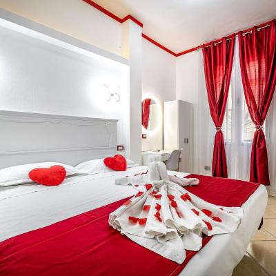 HOTEL VENETO con accesso ZTL (Via Santa Reparata 31 50129 Florence)