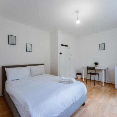 Holloway Road Double rooms - 5 (5 margery fry court - tufnell park road N7 0DR Londres)