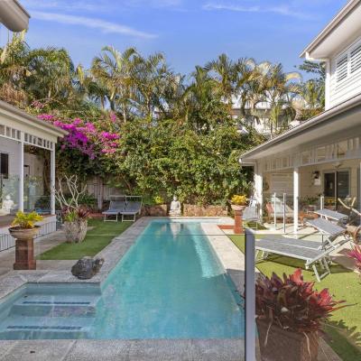 Aaman & Cinta Luxury Villas (55 Shirley Street 2481 Byron Bay)