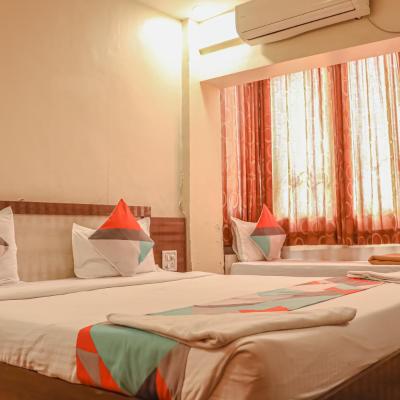 Hotel Mukesh Residency (Rosary school lane, Opp tandil maszid, Gawli wada chowk camp 411001 Pune)