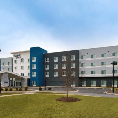 Fairfield Inn & Suites by Marriott Charlotte University Research Park (535 Collins-Aikman Drive 28262 Charlotte)