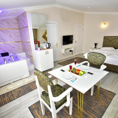 Loca Suit (VELİBABA MAH. NUSRETİYE SK. OSMANLI PLAZA NO:2 İÇ KAPI NO: 1 PENDİK/İSTANBUL VELİBABA MAH. NUSRETİYE SK. OSMANLI PLAZA NO:2 İÇ KAPI NO: 1 PENDİK/İSTANBUL 34896 Istanbul)