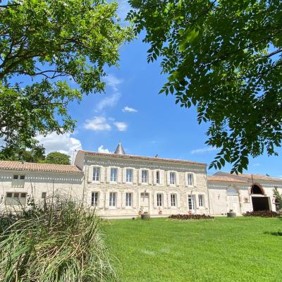 Domaine de Lanis - Maison d'hôtes pour une parenthèse hors du temps (1617 Route de Saint-Papoul 11400 Castelnaudary)