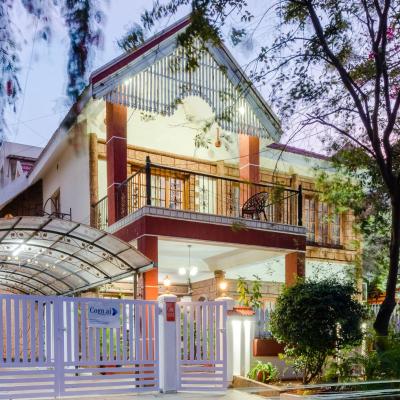Redstone Villa by Revkeys (16th Cross, 14th 'B' Main Road Redstone Villa & Suites 560102 Bangalore)