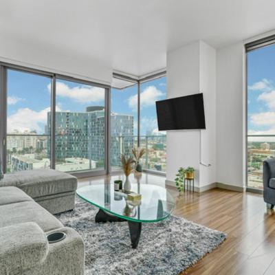 Modern Luxury 2 Bed with Panoramic City Views in Downtown LA (3033 Wilshire Boulevard 1305 CA 90010 Los Angeles)