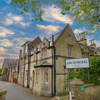 Arch Hotel (Pemberton Gardens N19 5RR Londres)
