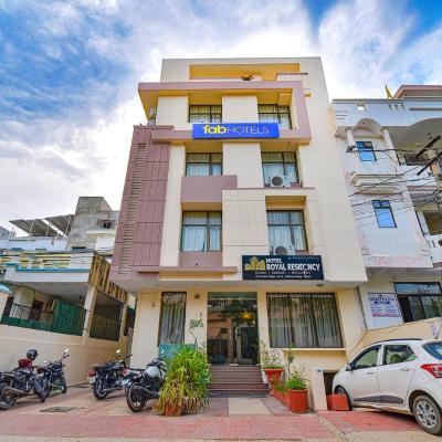 FabHotel Royal Residency (79, Sunder Nagar, Sector-5, Near Fortis Hospital, Jln Marg, Sector 5, Malviya Nagar, Jaipur 302016 Jaipur)