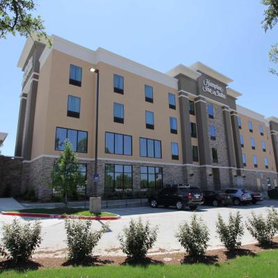 Hampton Inn & Suites Dallas Market Center (3051 N Stemmons FRWY    TX 75247 Dallas)