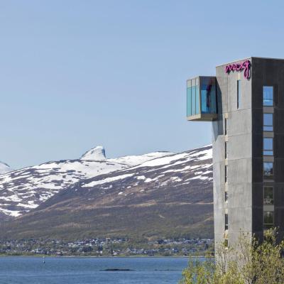 Moxy Tromso (Huldervegen 2 9016 Tromsø)