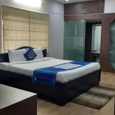 Hitech Shilparamam Guest House (Gayathri heights, Flat No. 404, 4th floor, Jubilee enclave Madhapur, Hyderabad, Telangana 500081 500081 Hyderabad)