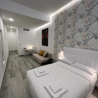 CH TANEZ CAROLINA a (Calle Carolina Coronado 14 28017 Madrid)