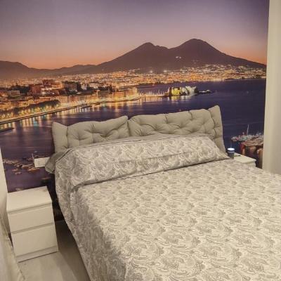 Dantonarooms (44 Via Antonino D'Antona 80128 Naples)