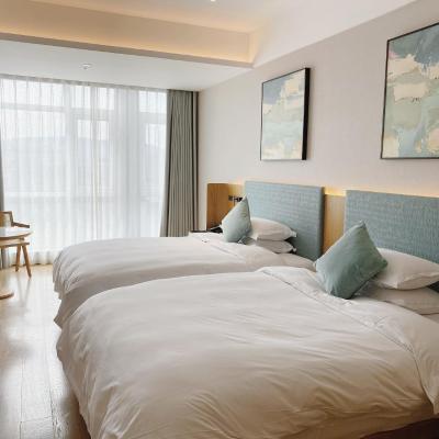 SSAW Boutique Hotel Zhijiang (Building 12, Xihu International Tea Expo City, Hangxin Road, Zhuantang street, Xihu District 310013 Hangzhou)