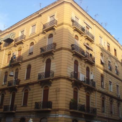 Cinquestelle (Via Bari 10 80137 Naples)