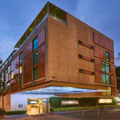 City Express Suites by Marriott Anzures (Leibnitz 120 11000 Mexico)