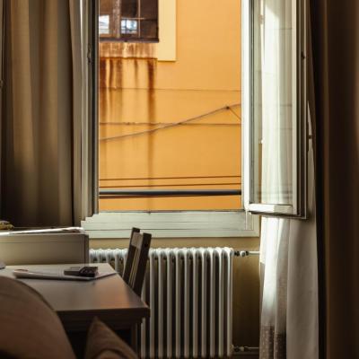 Il Tiro Rooms (Via Santo Stefano 172 Piano 1 40125 Bologne)