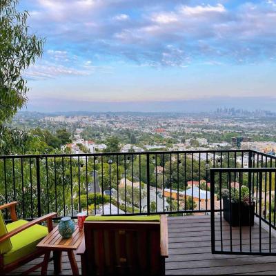 Stunning View Hollywood Hills Guest House (1646 Woods Drive CA 90069 Los Angeles)