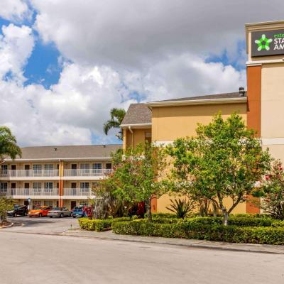 Extended Stay America Suites - Fort Lauderdale - Cypress Creek - Andrews Ave (5851 N. Andrews Ave Ext. FL 33309 Fort Lauderdale)