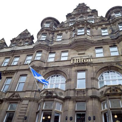 Hilton Edinburgh Carlton (19 North Bridge EH1 1SD Édimbourg)