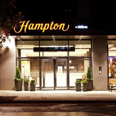 Hampton By Hilton Berlin City East Side Gallery (Mildred-Harnack-Straße 15 10243 Berlin)