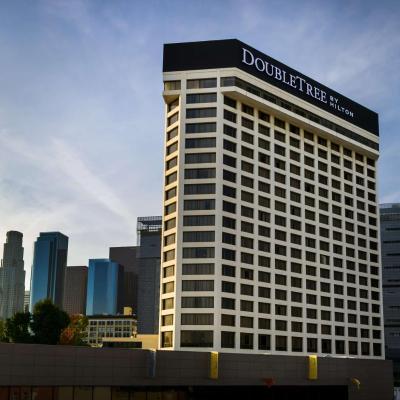 Doubletree by Hilton Los Angeles Downtown (120 South Los Angeles Street CA 90012 Los Angeles)