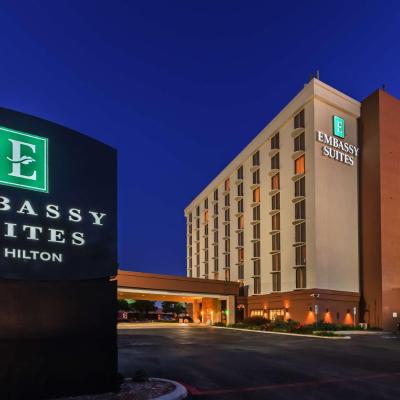Embassy Suites by Hilton Dallas Market Center (2727 North Stemmons Freeway TX 75207 Dallas)