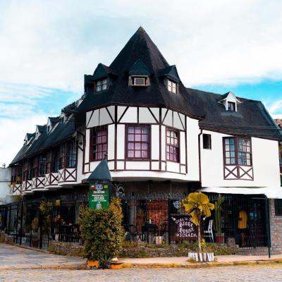 Pousada Casa da Pedra (Travessa Lucio A. Quintanilha 57 28950-000 Búzios)