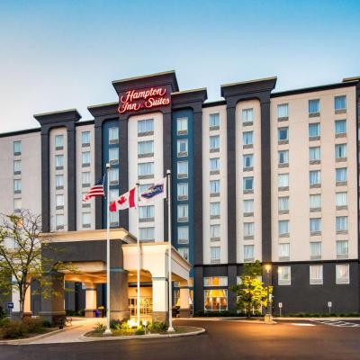 Hampton Inn & Suites by Hilton Toronto Airport (3279 Caroga Drive L4V 1A3 Mississauga)
