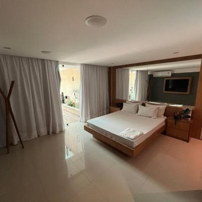 HOTEL PORTELÃO (Rua João Vicente 359 21340-020 Rio de Janeiro)