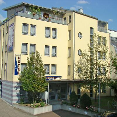 Senator Hotel (Oppenheimer Landstraße 81 60596 Francfort-sur-le-Main)