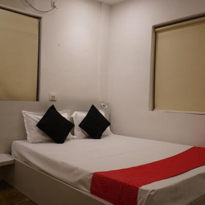 Hotel Globe Express (960 Kalikapur Road 4 700099 Kolkata)