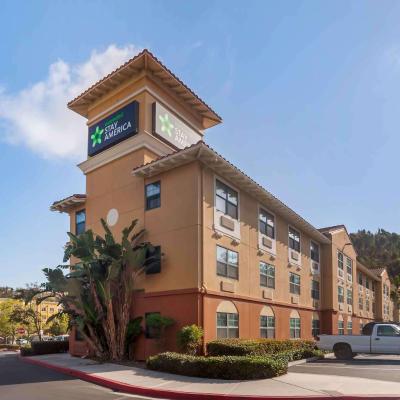 Kings Inn (1333 Hotel Circle South CA 92108 San Diego)