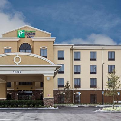 Holiday Inn Express Hotel & Suites Orlando East-UCF Area, an IHG Hotel (12250 East Colonial Drive FL 32826 Orlando)