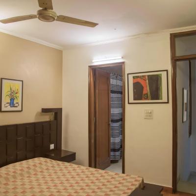 Woodpecker Apartments Hauz khas (D 1/3, Hauz khas, New Delhi 110016 New Delhi)