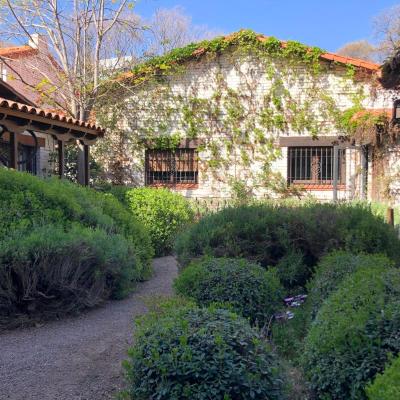 A small cottage in the city (850 Tiburcio Benegas 5500 Mendoza)