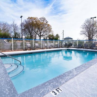 Fairfield Inn & Suites Atlanta Airport North (1255 Walker Avenue GA 30344 Atlanta)
