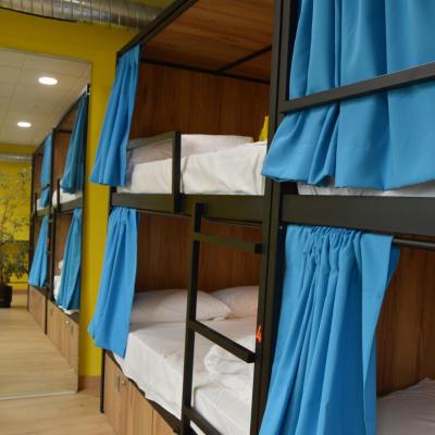 Debod Hostel (Calle del Buen Suceso 23 28008 Madrid)