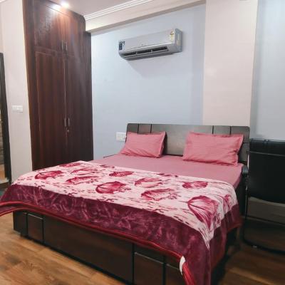 Luxury room set OSHO Villa (Osho Villa Road 302029 Jaipur)