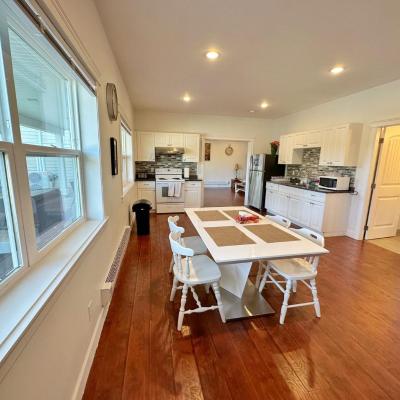 Oasis (2155 Blue Grouse Plateau V9B 0L2 Victoria)