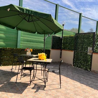 L'Angolo degli Etruschi (5 Via degli Etruschi 84135 Salerne)