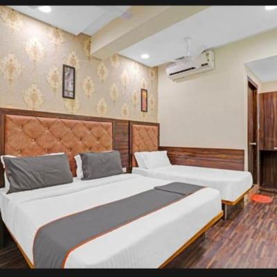 HOTEL STAY INN (1 st floor thired eye one complex c g road ahmedabad 380006 Ahmedabad)