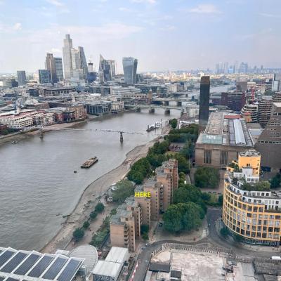 Photo Great River Thames View Entire Apartment in The Most Central London